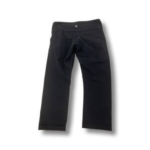 Lululemon Capris Activewear Pants